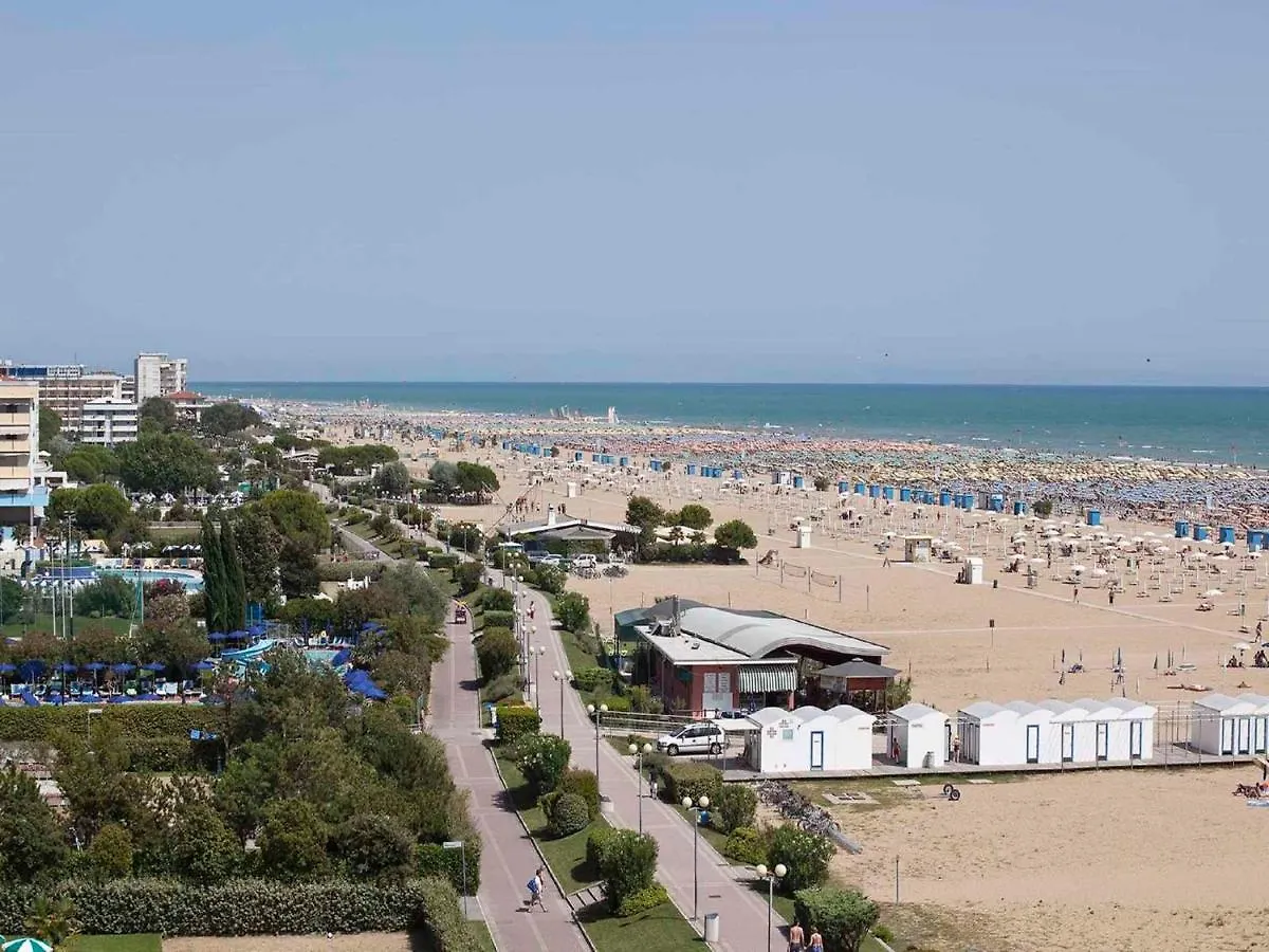 Apartment In Bibione 40875 Italy